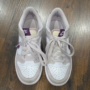 Like New Girl's 4.5Y Purple And White Low Dunks.
